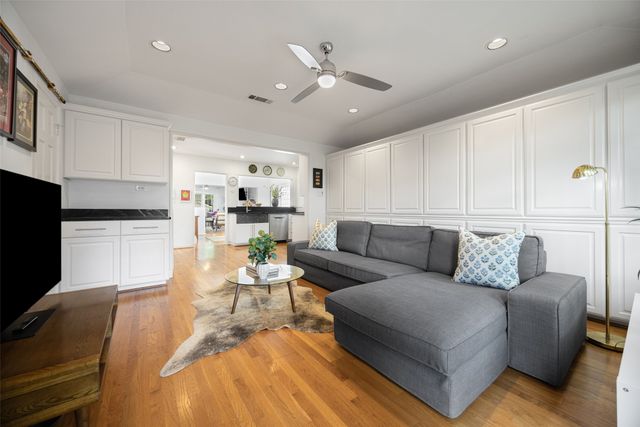 6133 Kenwood Avenue, Dallas, TX 75214