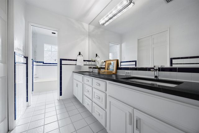 6133 Kenwood Avenue, Dallas, TX 75214