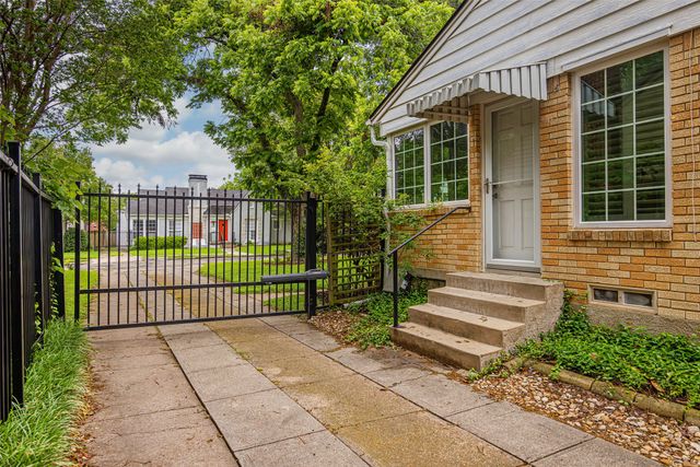 6133 Kenwood Avenue, Dallas, TX 75214