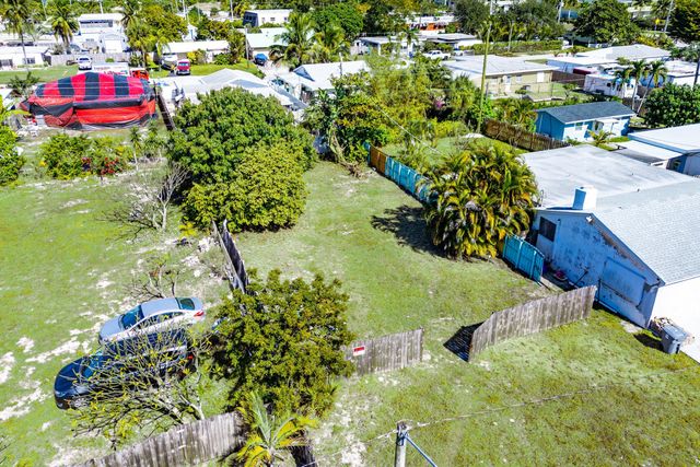1073 Florence Road, Lake Worth, FL 33462