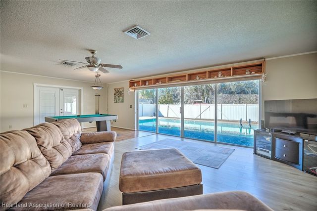 1614 Gramarcy Avenue, Sebring, FL 33875