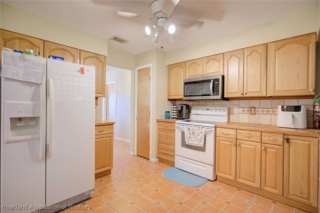 1614 Gramarcy Avenue, Sebring, FL 33875