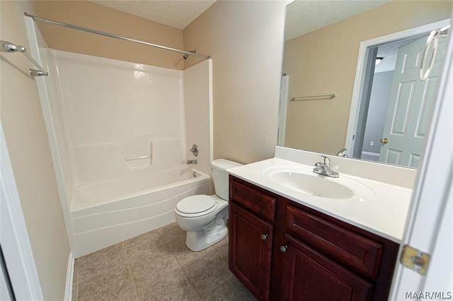 6317 Burbank Crossing Loop, Montgomery, AL 36117