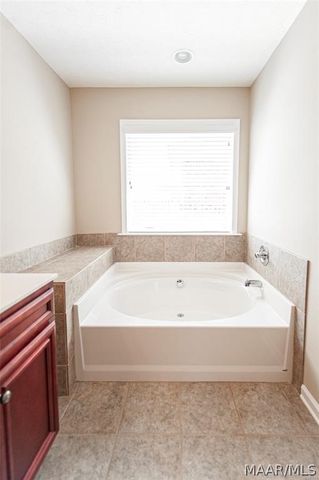 6317 Burbank Crossing Loop, Montgomery, AL 36117
