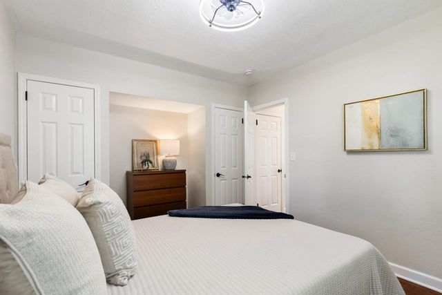 2910 Pennsylvania Avenue S, Saint Louis Park, MN 55426