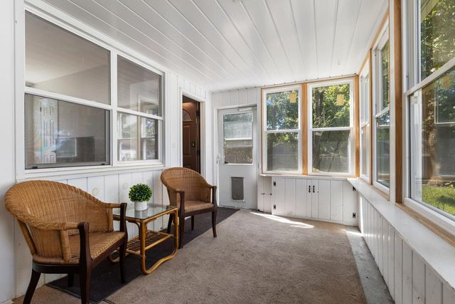 2910 Pennsylvania Avenue S, Saint Louis Park, MN 55426