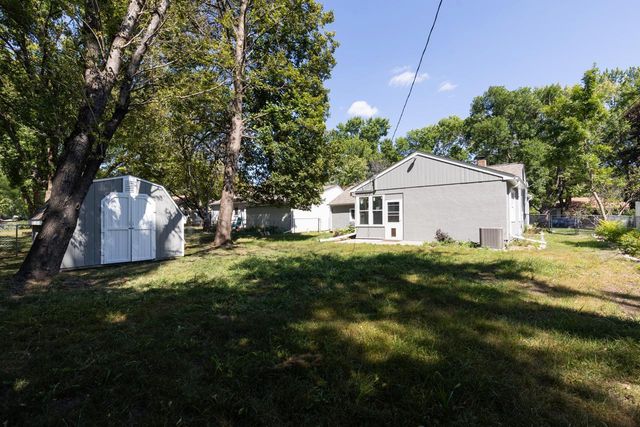 2910 Pennsylvania Avenue S, Saint Louis Park, MN 55426