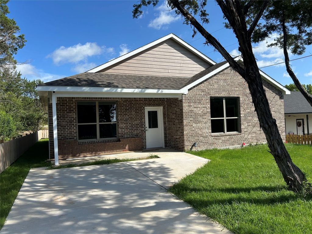 3600 Hilltop Road, Granbury, TX 76048