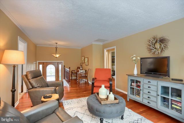 11 TYBURN CT, Lutherville Timonium, MD 21093