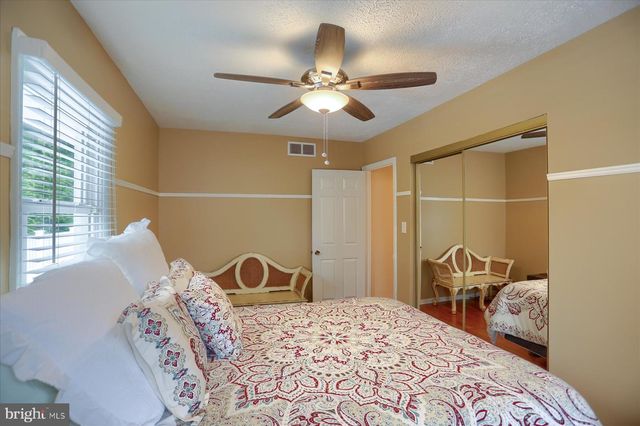 11 TYBURN CT, Lutherville Timonium, MD 21093