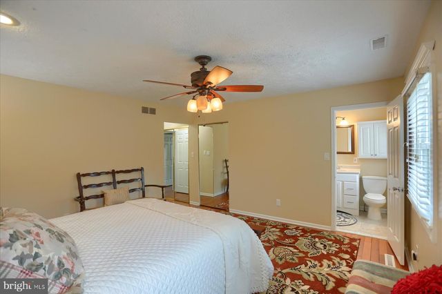 11 TYBURN CT, Lutherville Timonium, MD 21093