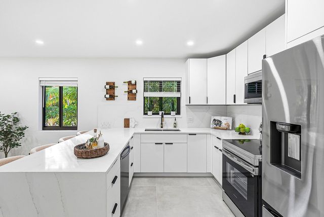 447 36th Street, West Palm Beach, FL 33407