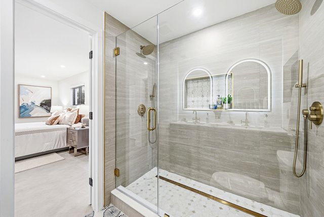 447 36th Street, West Palm Beach, FL 33407