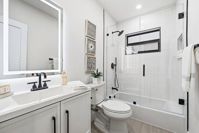 447 36th Street, West Palm Beach, FL 33407