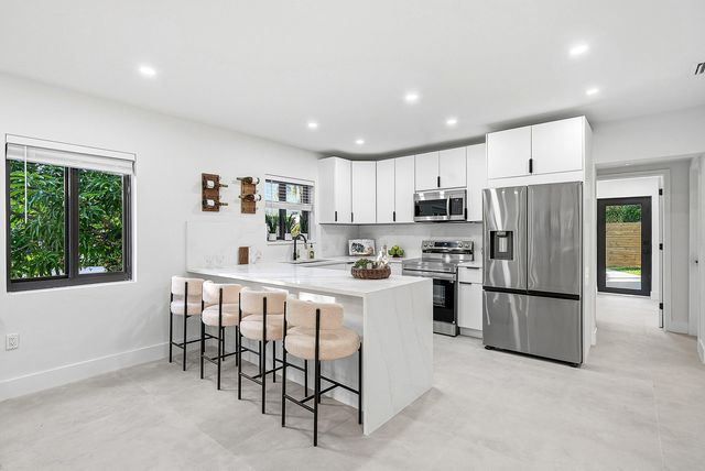 447 36th Street, West Palm Beach, FL 33407