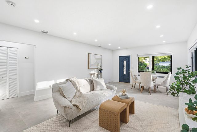 447 36th Street, West Palm Beach, FL 33407