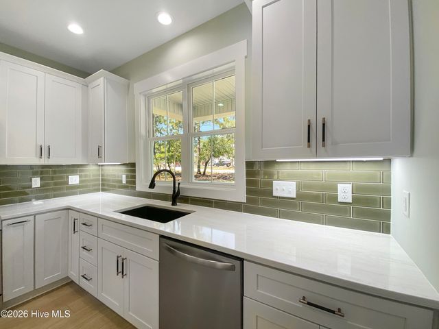 1216 Jefferson Road, Southport, NC 28461