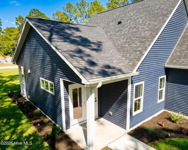1216 Jefferson Road, Southport, NC 28461