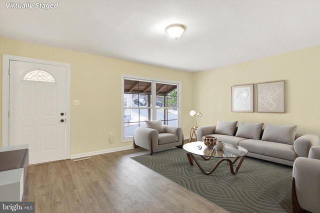 108 WALNUT ST, Steelton, PA 17113