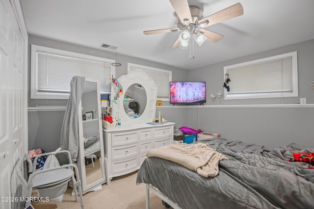 35 Chesapeake Road, Manalapan, NJ 07726