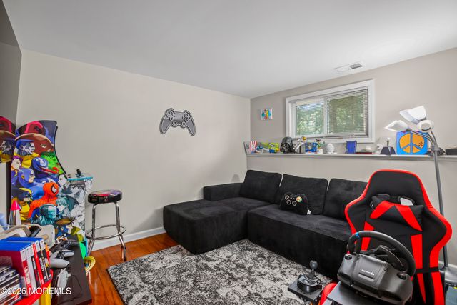 35 Chesapeake Road, Manalapan, NJ 07726