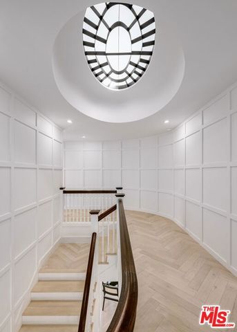 1600 N Ogden Drive, Los Angeles, CA 90046