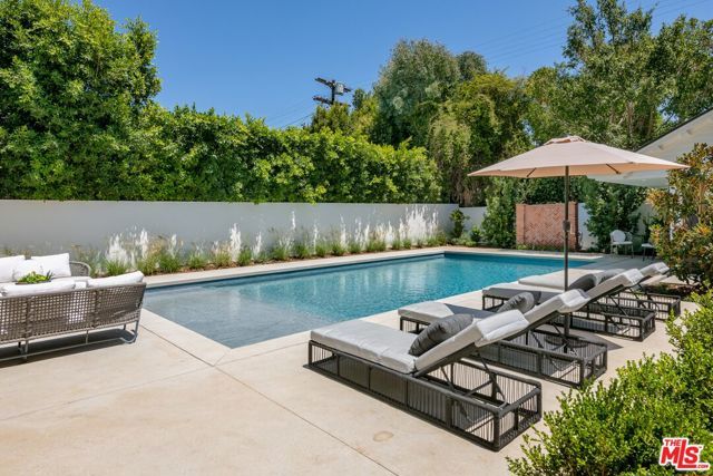 1600 N Ogden Drive, Los Angeles, CA 90046