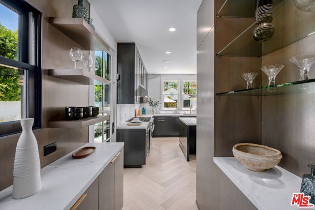 1600 N Ogden Drive, Los Angeles, CA 90046