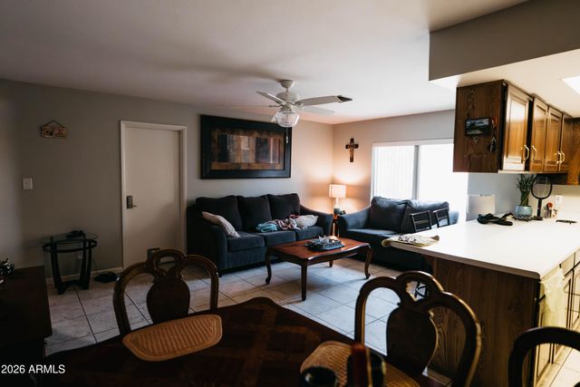9801 N 49th Lane, Glendale, AZ 85302