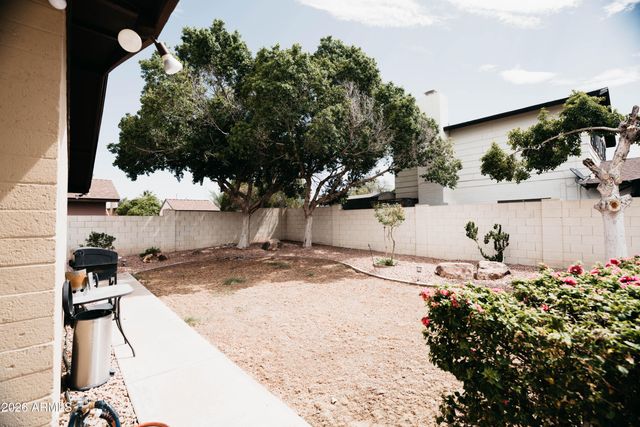 9801 N 49th Lane, Glendale, AZ 85302