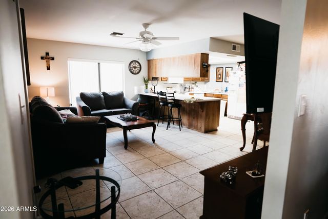 9801 N 49th Lane, Glendale, AZ 85302