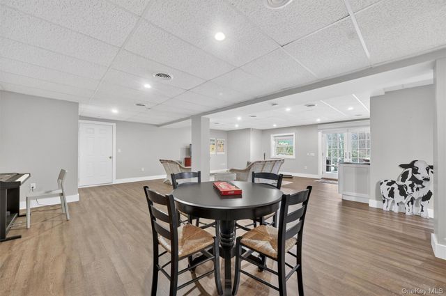 48 Eastview Lane, Red Hook, NY 12571