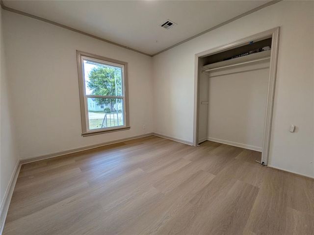 422 S 9th Street, Yukon, OK 73099