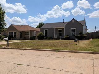 422 S 9th Street, Yukon, OK 73099
