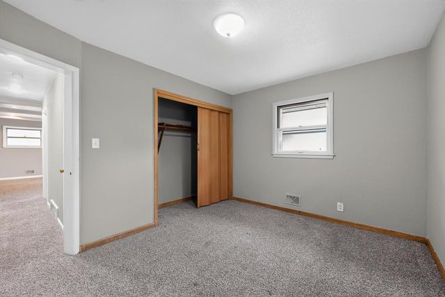 8000 W Mill ROAD, Milwaukee, WI 53218