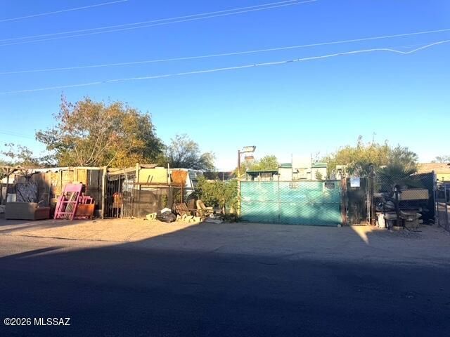 5617 S Masterson Avenue, Tucson, AZ 85706