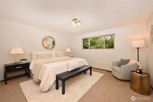 3809 NE 86th Street, Seattle, WA 98115