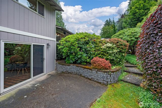 3809 NE 86th Street, Seattle, WA 98115