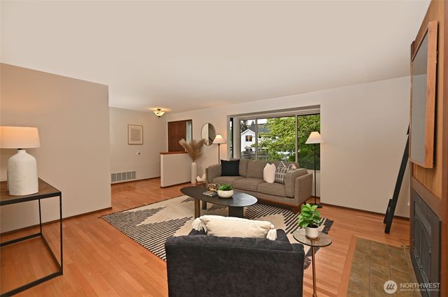 3809 NE 86th Street, Seattle, WA 98115
