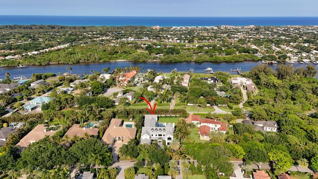 467 Mariner Drive, Jupiter, FL 33477