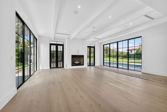 467 Mariner Drive, Jupiter, FL 33477