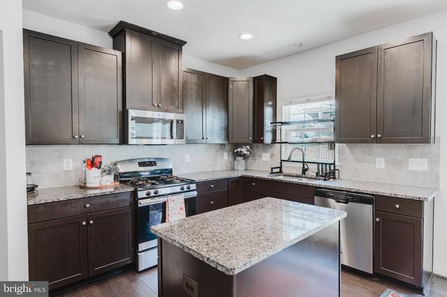 17154 SEA SKIFF WAY, Dumfries, VA 22026