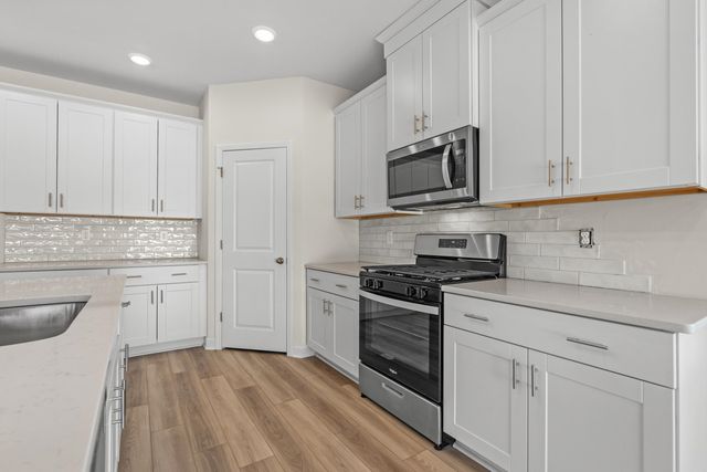 305 Jessamine St., Longs, SC 29568