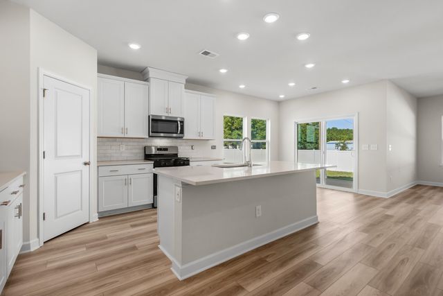 305 Jessamine St., Longs, SC 29568