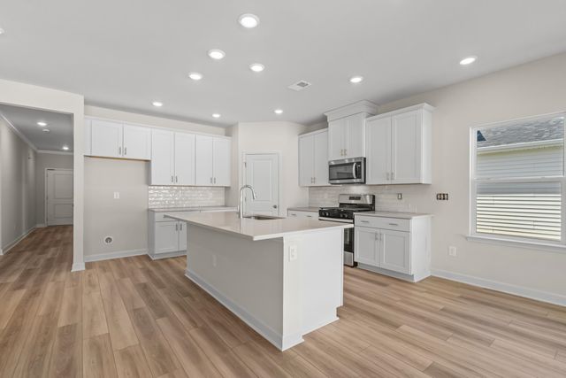 305 Jessamine St., Longs, SC 29568