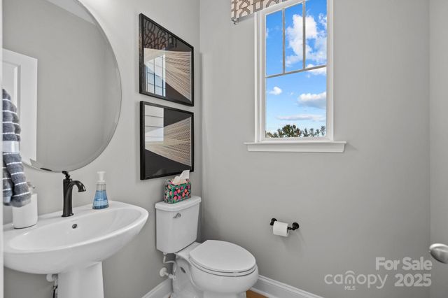 2962 Clyde Drive, Charlotte, NC 28208