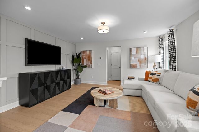 2962 Clyde Drive, Charlotte, NC 28208