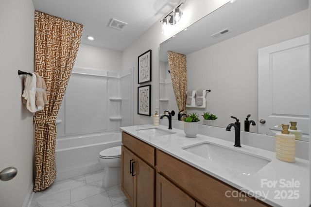 2962 Clyde Drive, Charlotte, NC 28208