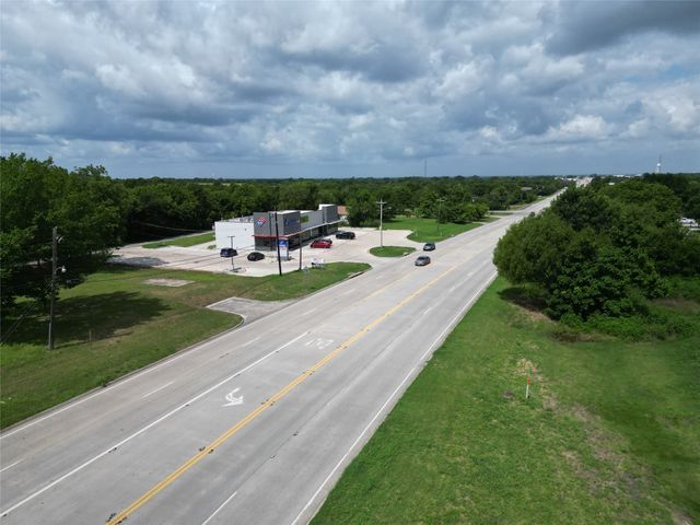 435 E Audie Murphy Parkway, Farmersville, TX 75442