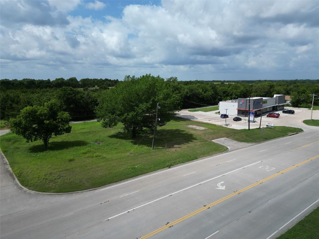 435 E Audie Murphy Parkway, Farmersville, TX 75442